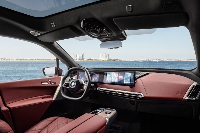 2023 BMW X3 interior