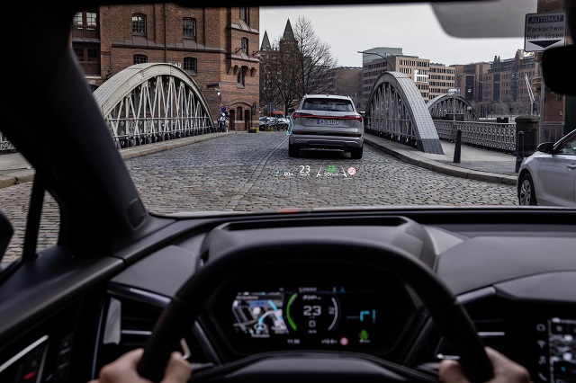 2023 Audi Q9 interior