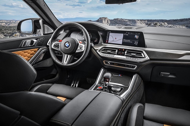 2023 BMW X6 interior