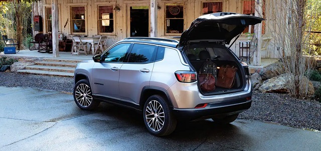 2024 Jeep Compass towing capacity